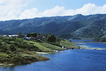 kuba-cuba-hanabanilla-stausee