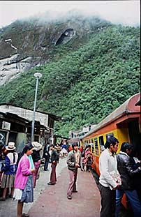 peru-machu-picchu-bahn